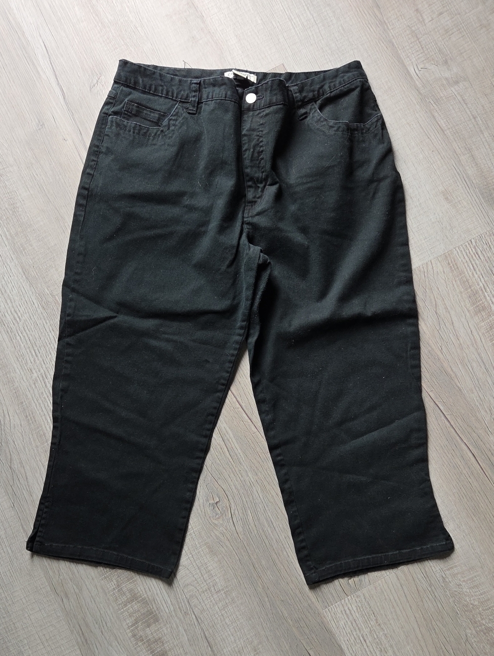 Cherokee Black Capri Pants for Women Size 18